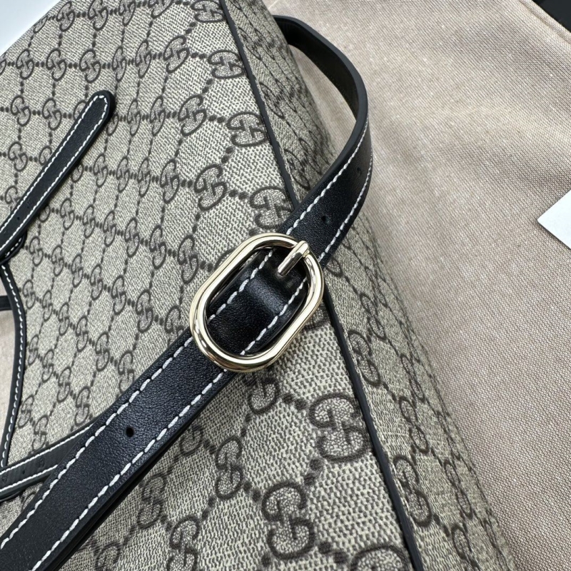 Gucci Shopping Bags